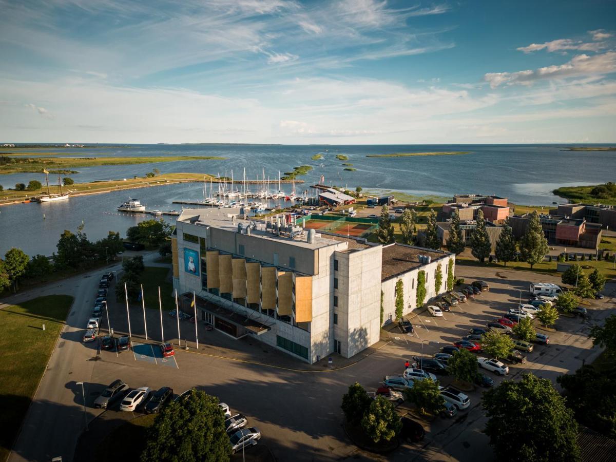 Georg Ots Spa Hotel Kuressaare Exteriör bild