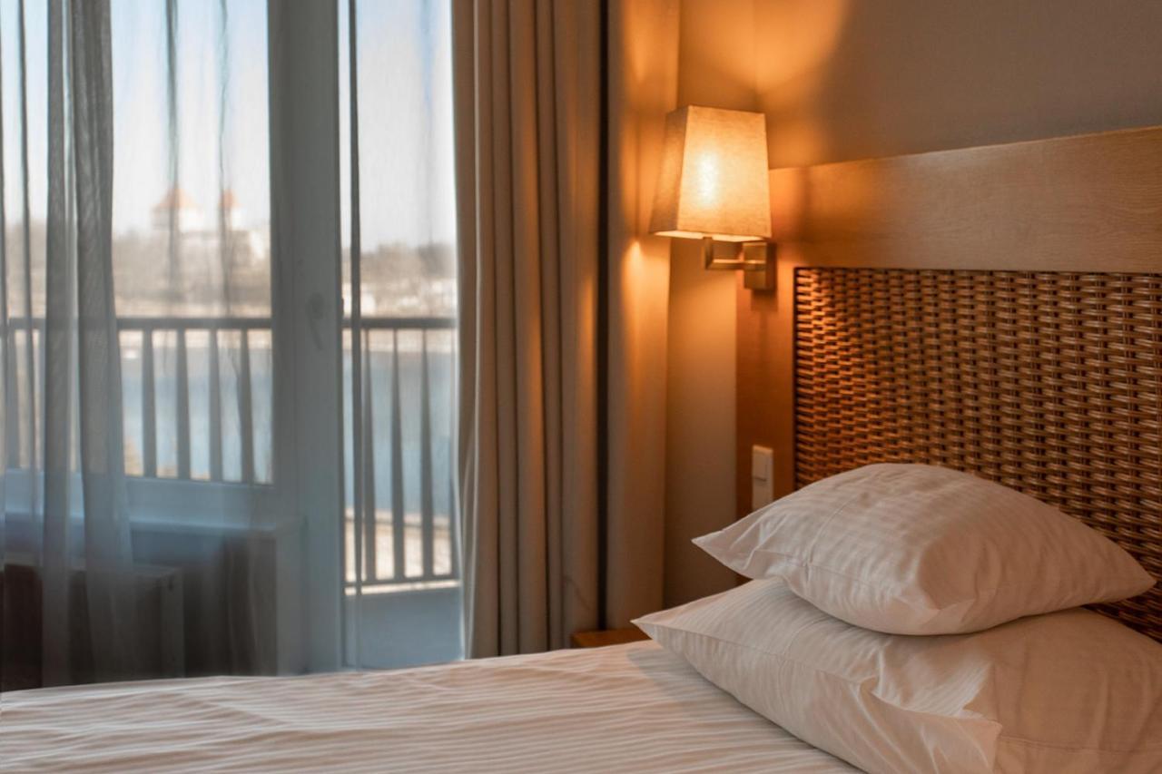 Georg Ots Spa Hotel Kuressaare Exteriör bild