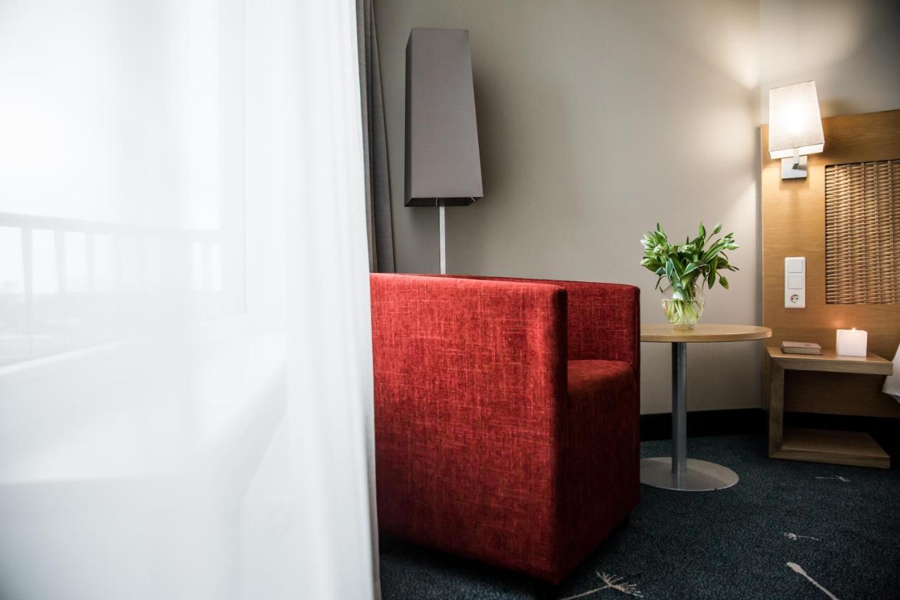 Georg Ots Spa Hotel Kuressaare Exteriör bild