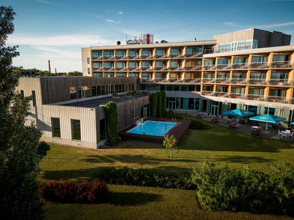 Georg Ots Spa Hotel Kuressaare Exteriör bild