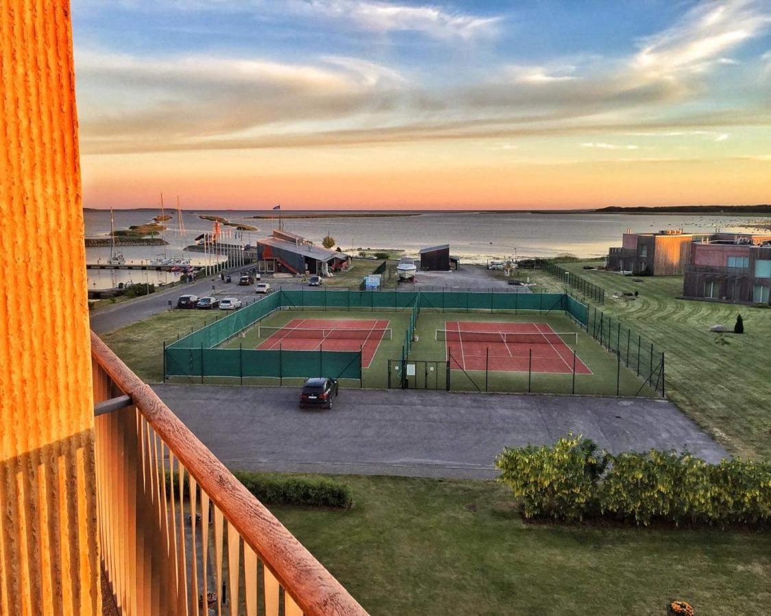Georg Ots Spa Hotel Kuressaare Exteriör bild