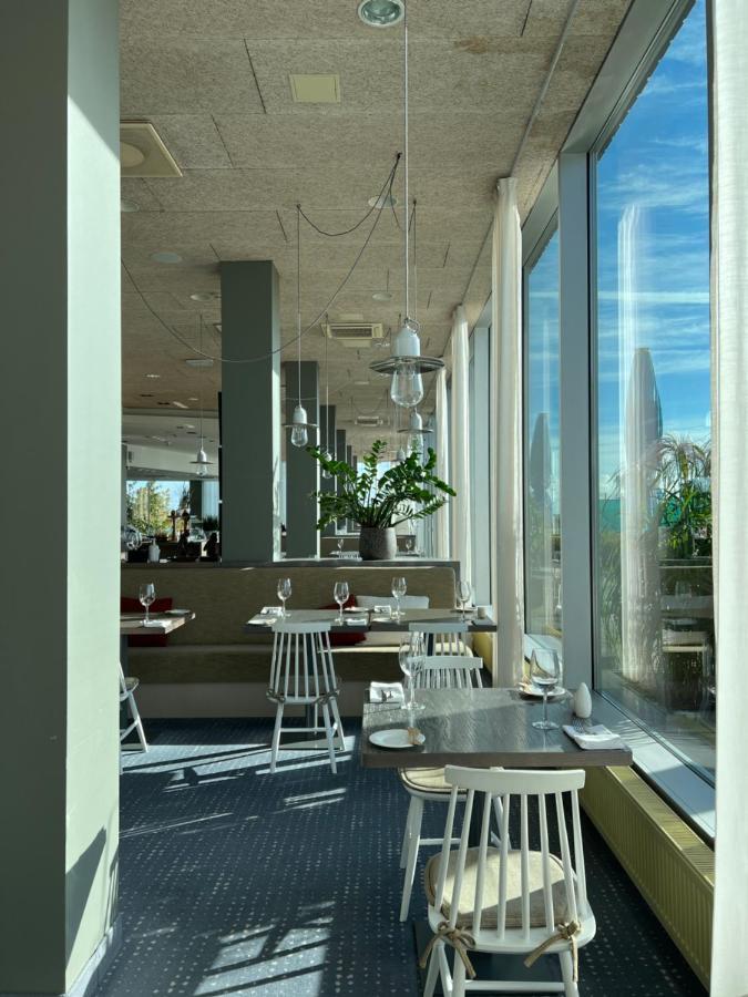 Georg Ots Spa Hotel Kuressaare Exteriör bild