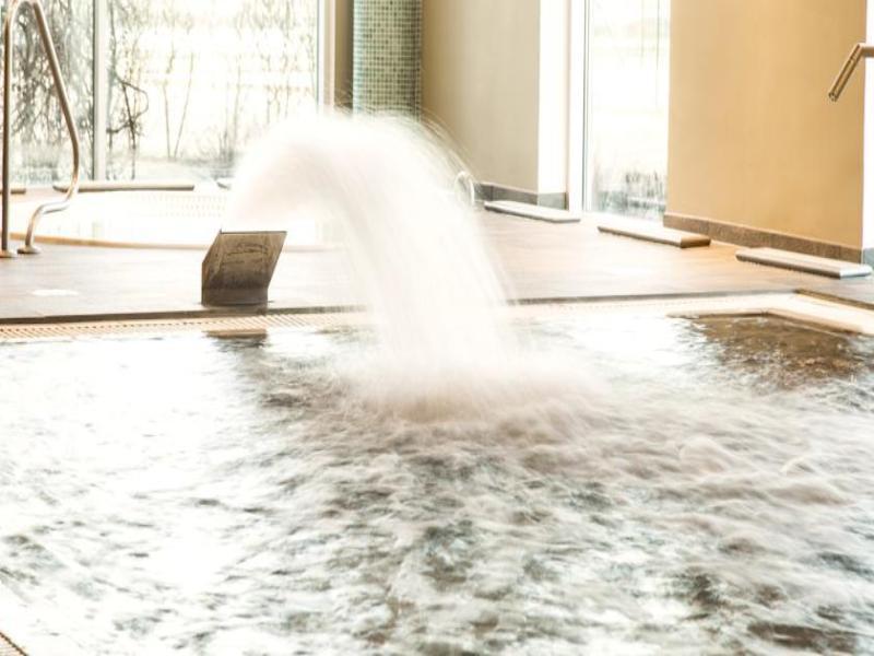 Georg Ots Spa Hotel Kuressaare Exteriör bild
