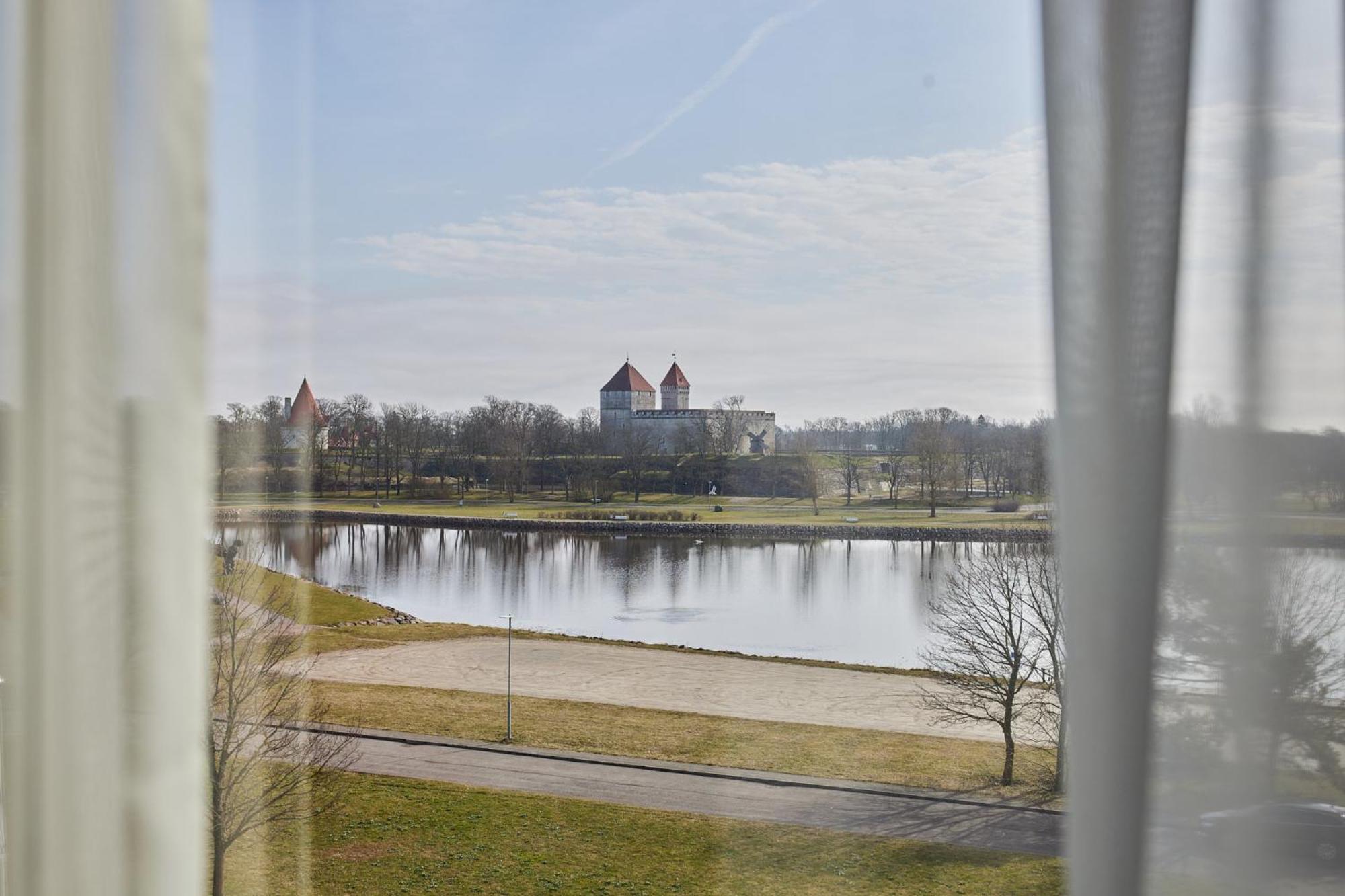 Georg Ots Spa Hotel Kuressaare Exteriör bild