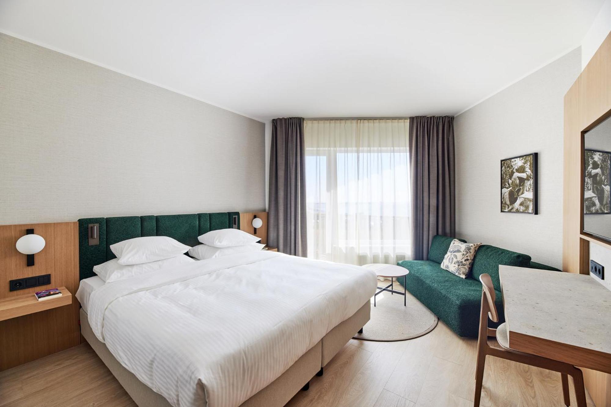 Georg Ots Spa Hotel Kuressaare Exteriör bild