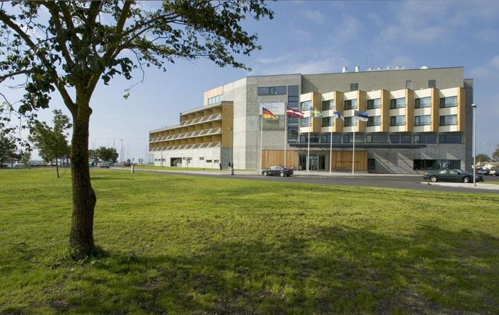 Georg Ots Spa Hotel Kuressaare Exteriör bild